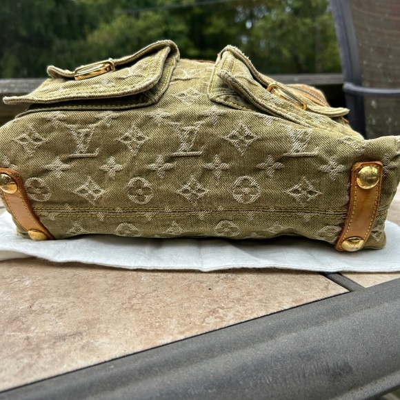 💚💚 RARE  RETIRED authentic Louis Vuitton LICHEN green denim, baggy pm - Picture 8 of 16